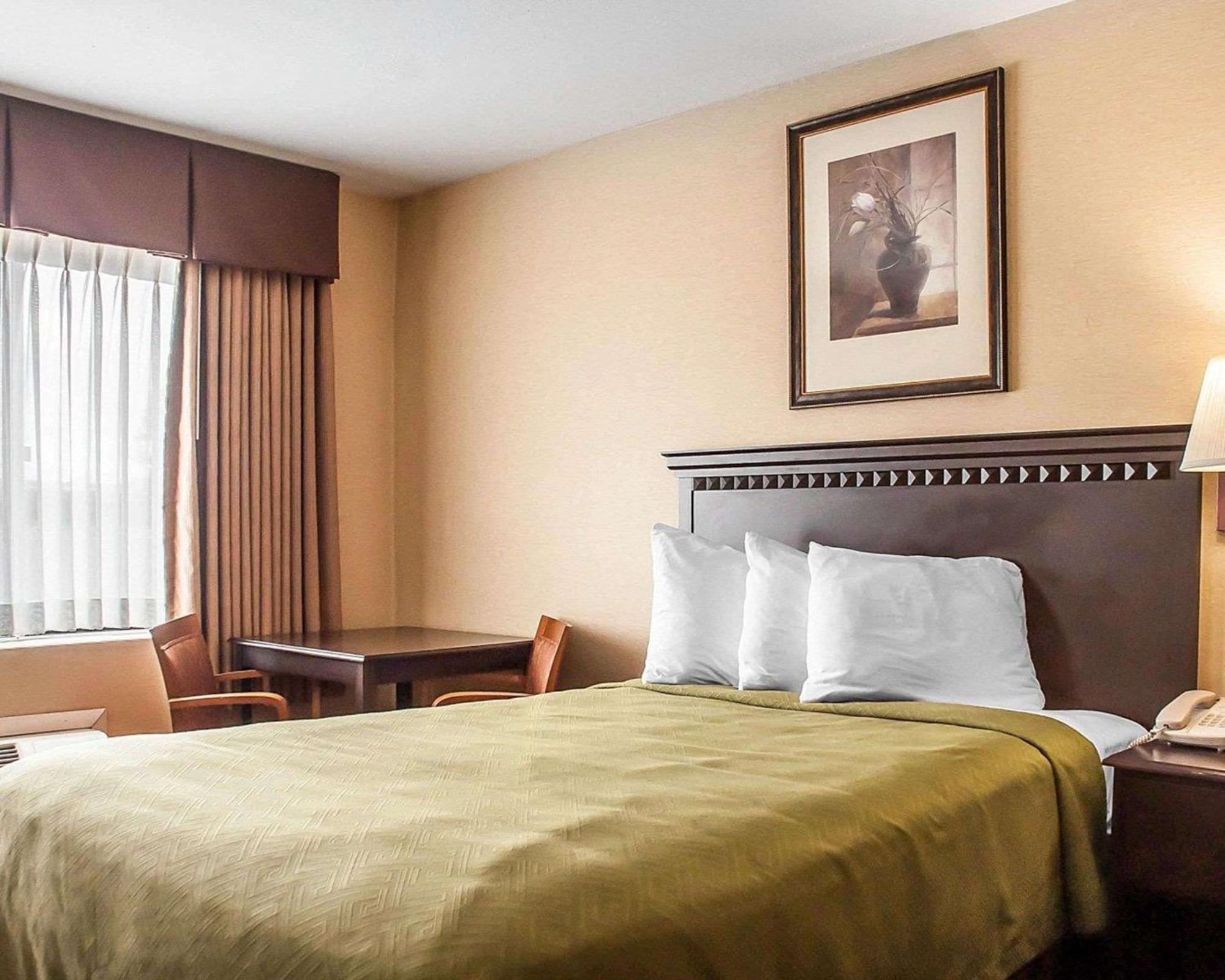 Econo Lodge Elmira-Corning Fisherville Eksteriør bilde